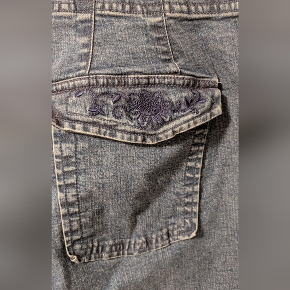 French Laundry Blue Cropped Jeans - Picture 4 of 5